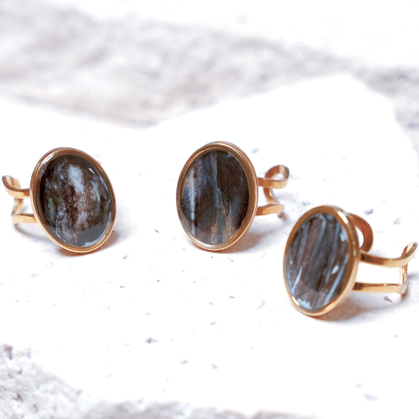 Venom Dark Ring — Gold Oval
