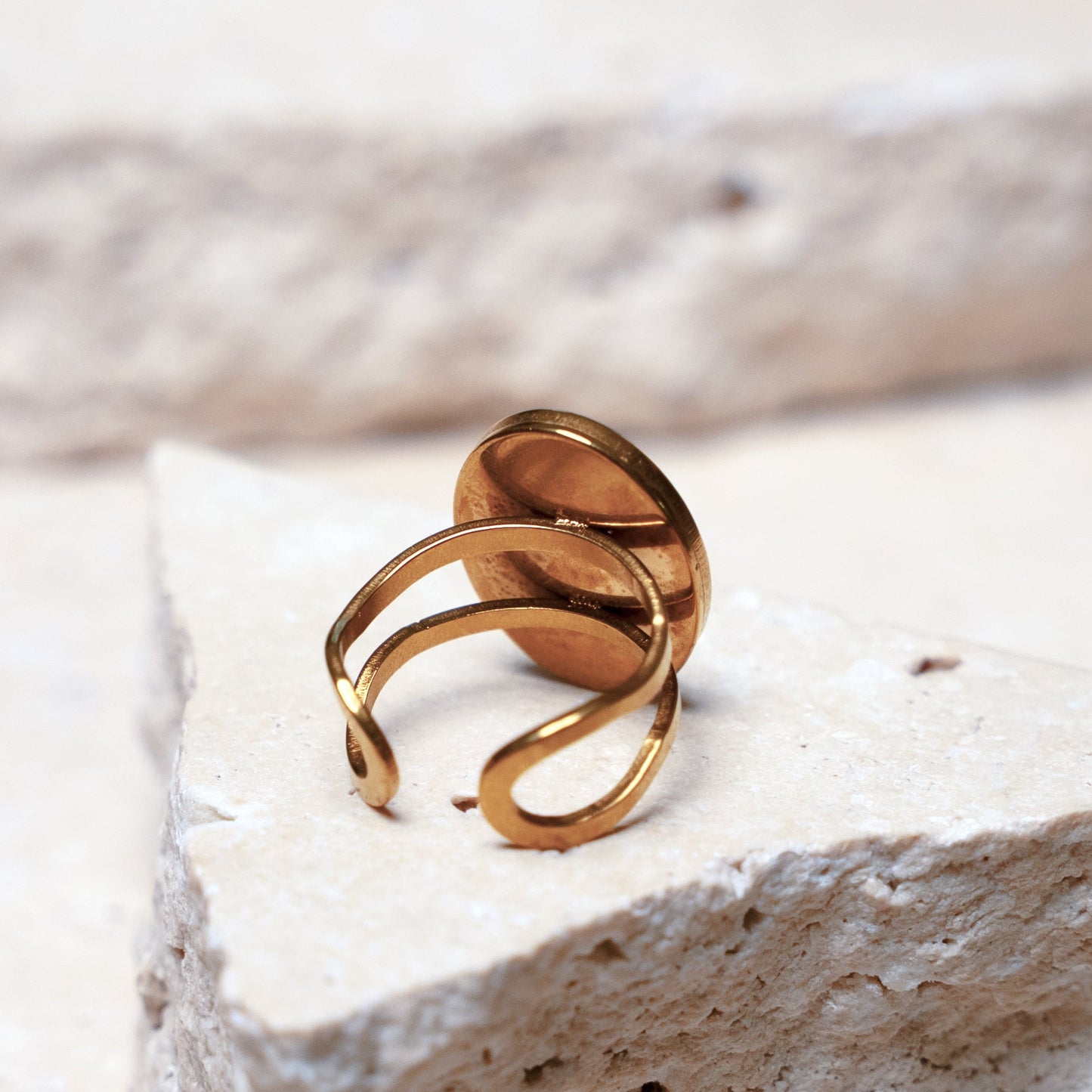 Composition Ring — Gold Oval