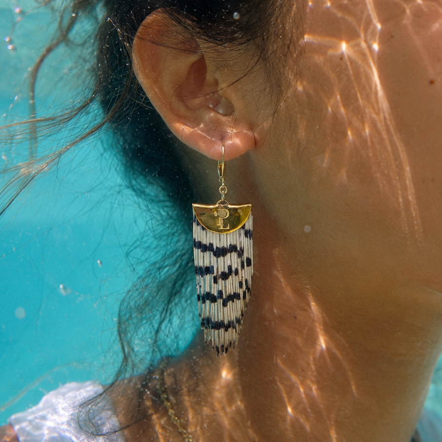 Signature PL Earrings – Gold / 2cm Half Moon
