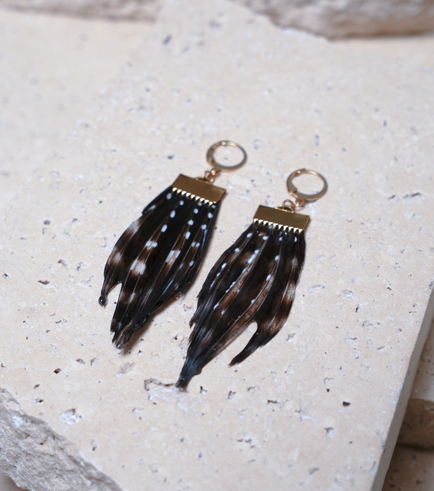 Venom Earrings — Gold Flat, 15mm