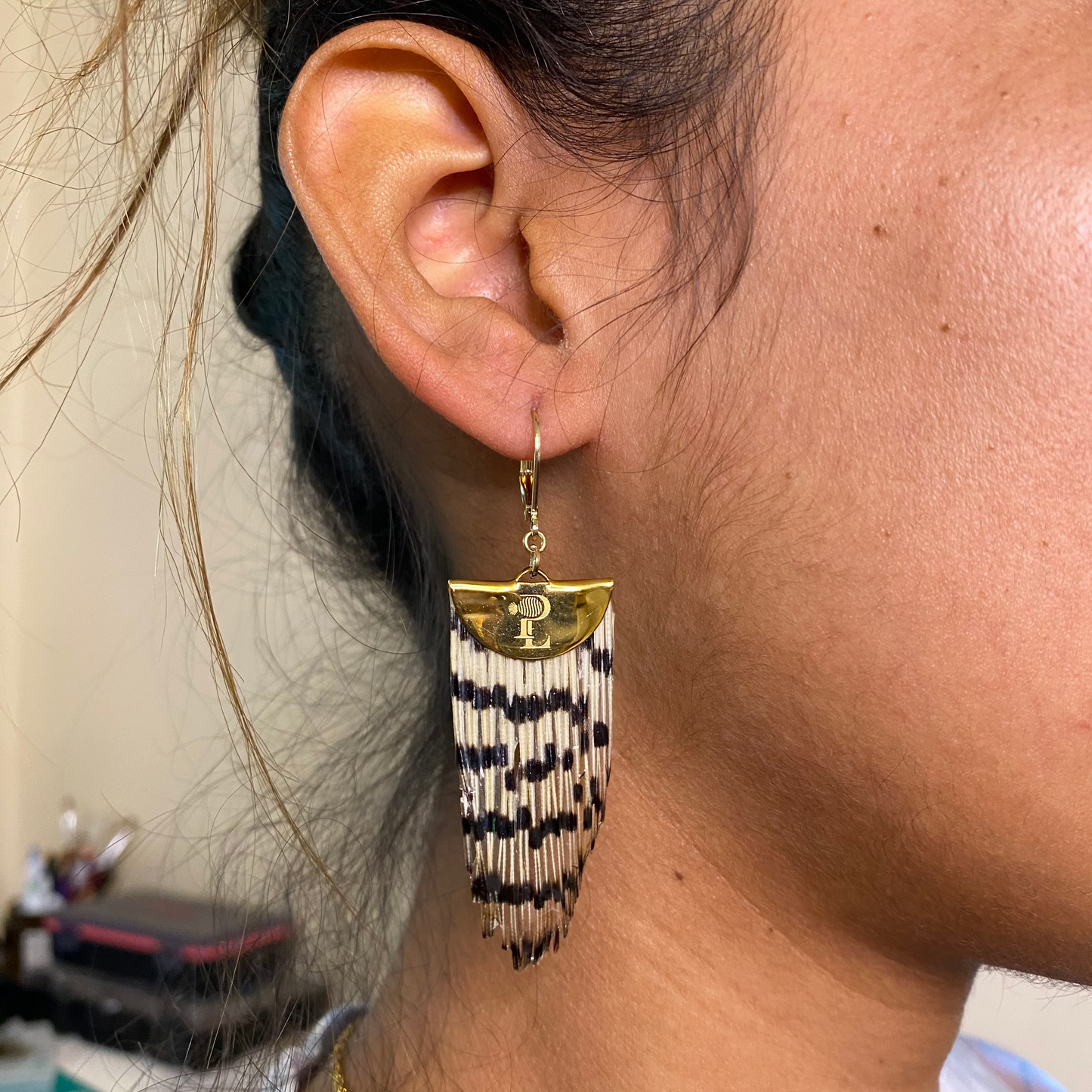 Signature PL Earrings – Gold / 2cm Half Moon