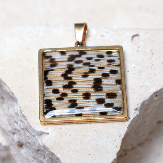 Impact Pendant — Gold Square, 28mm