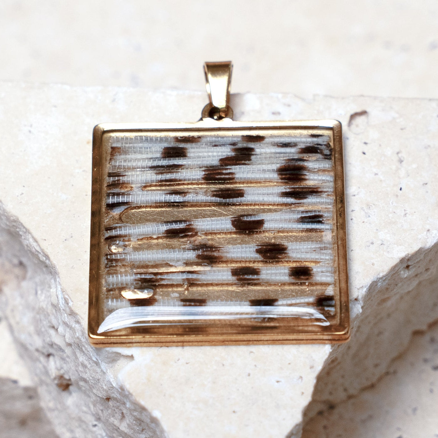Impact Pendant — Gold Square, 33mm