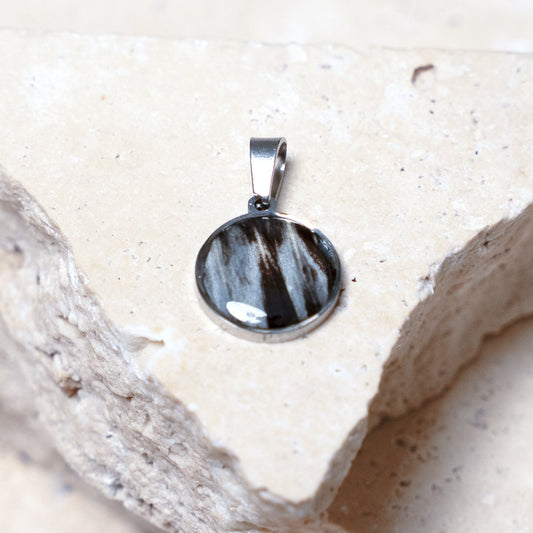 Venom Dark Pendant — Stainless Steel Round, 13mm