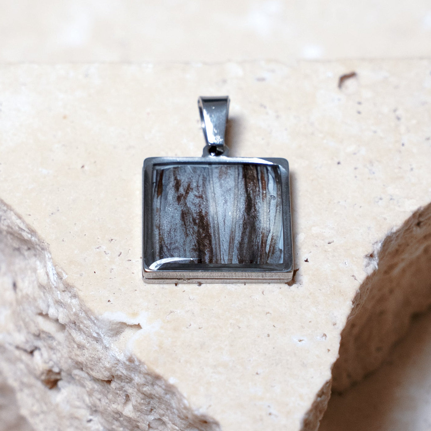 Venom Light Pendant — Stainless Steel Square, 18mm