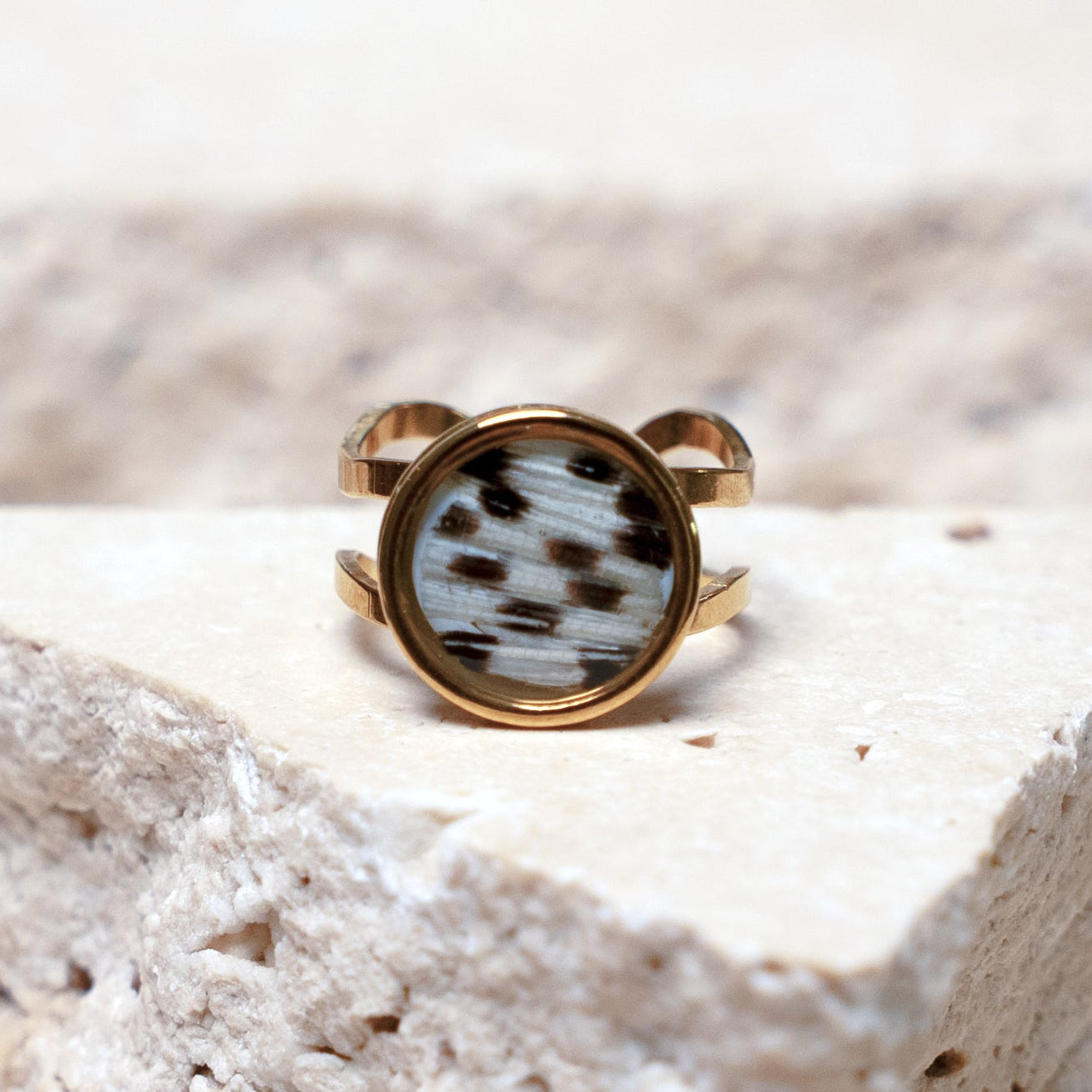Impact Ring — Gold Circle, 12mm