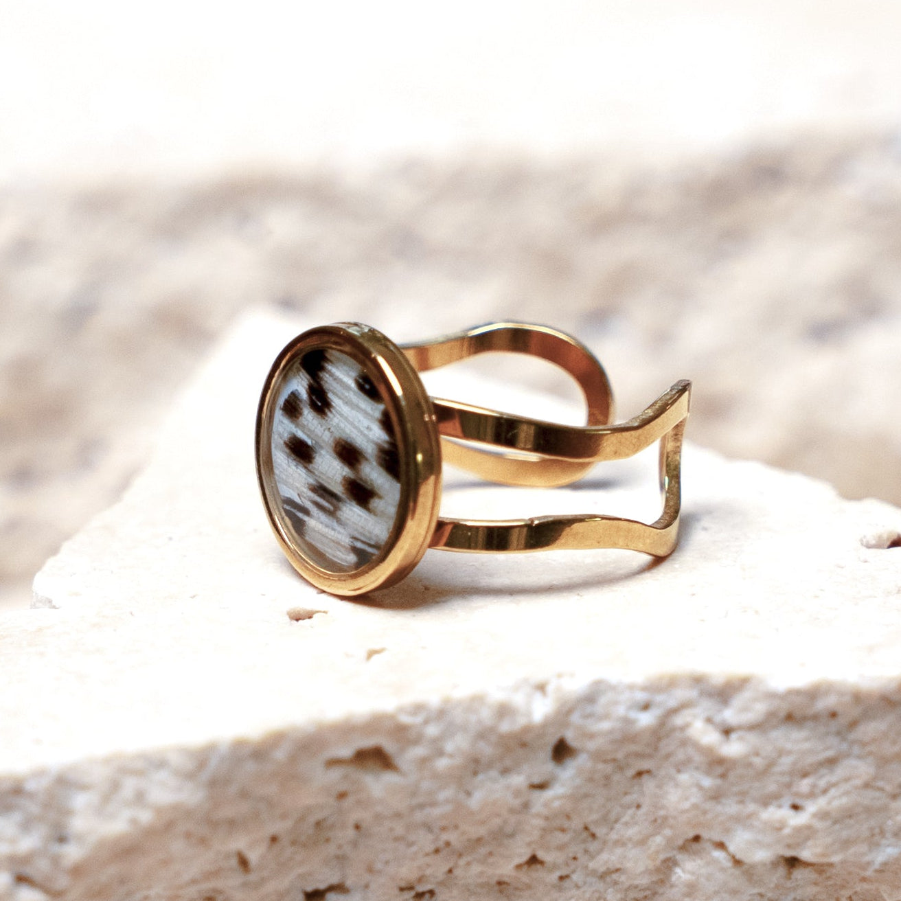 Impact Ring — Gold Circle, 12mm