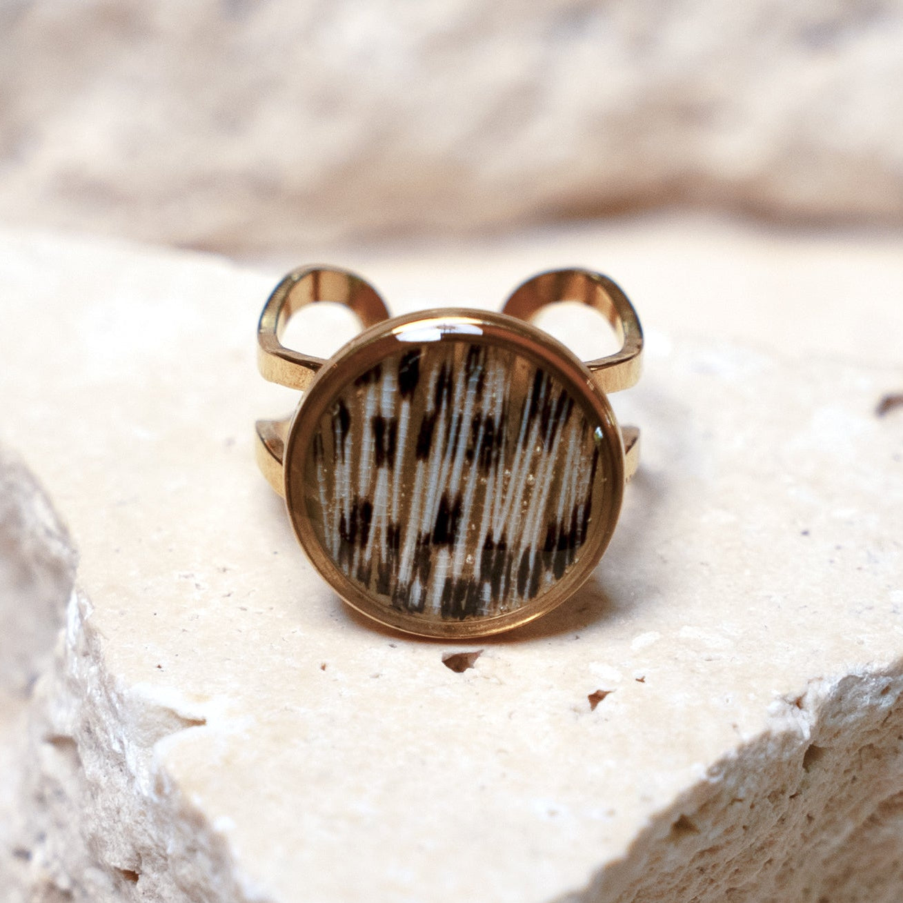 Impact Ring — Gold Circle, 14mm