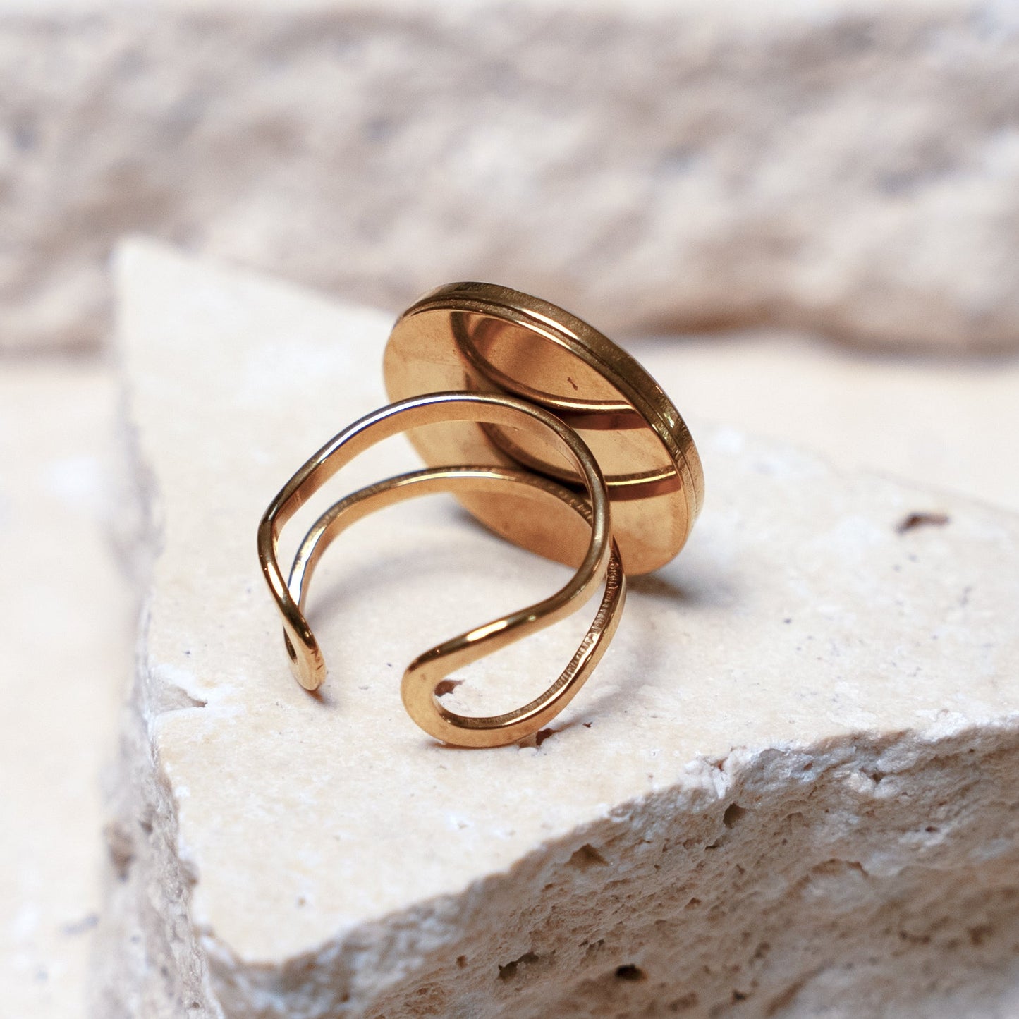 Composition Ring — Gold Circle, 18mm
