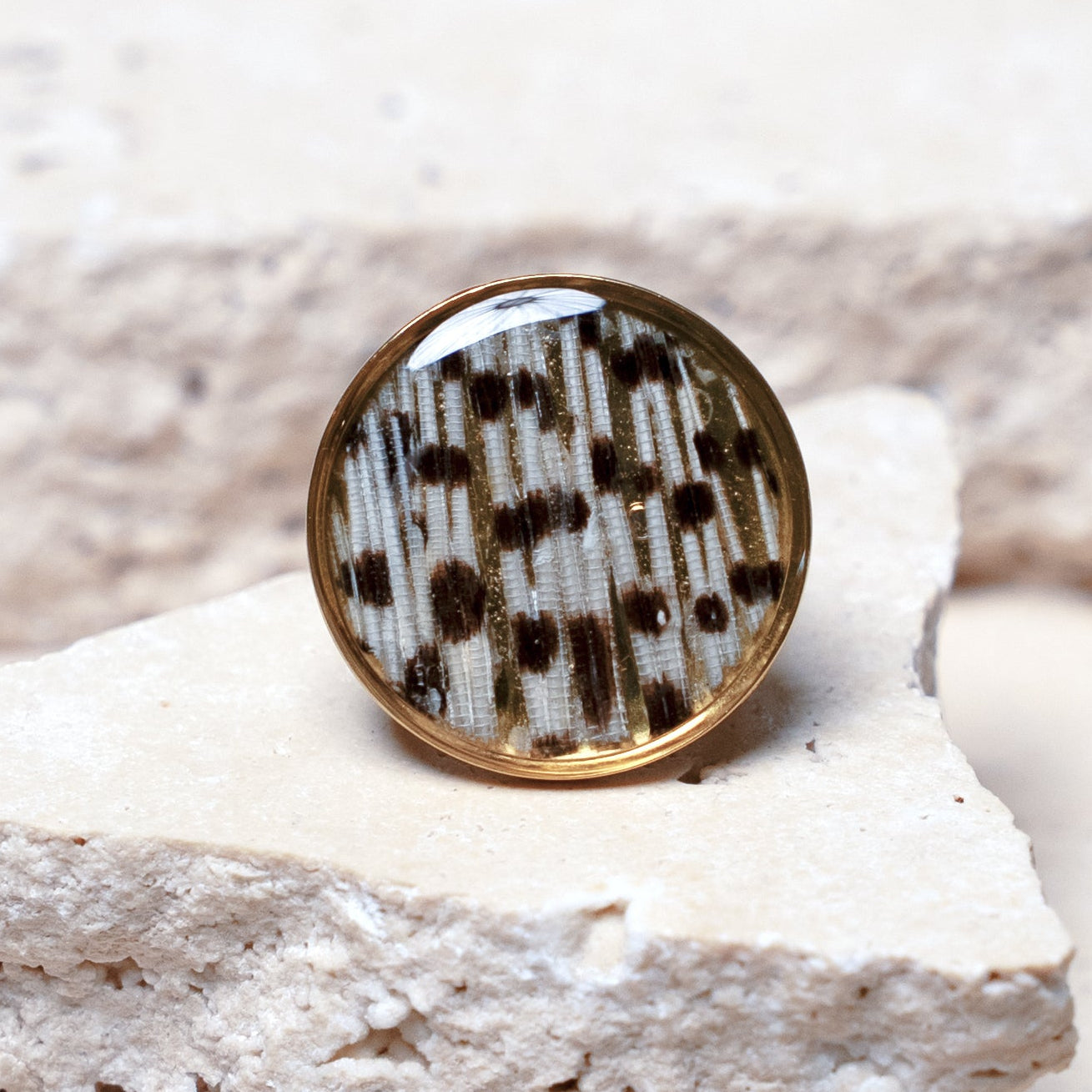 Impact Ring — Gold Circle, 25mm