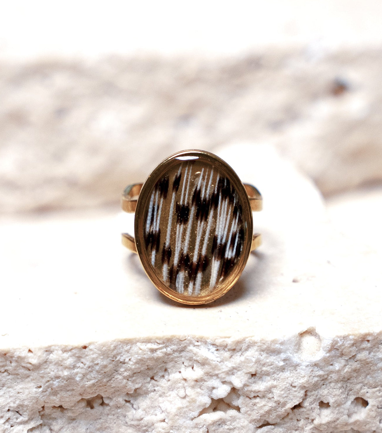 Impact Ring — Gold Oval