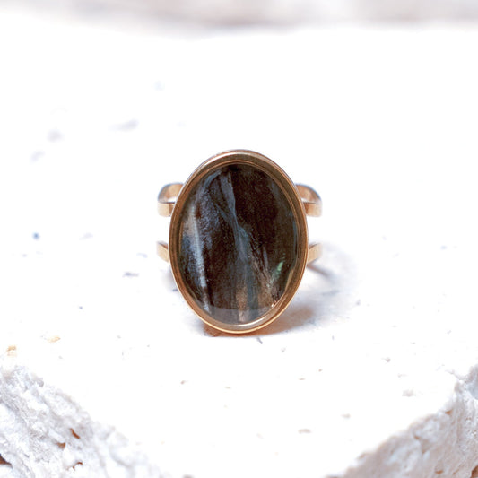 Venom Dark Ring — Gold Oval