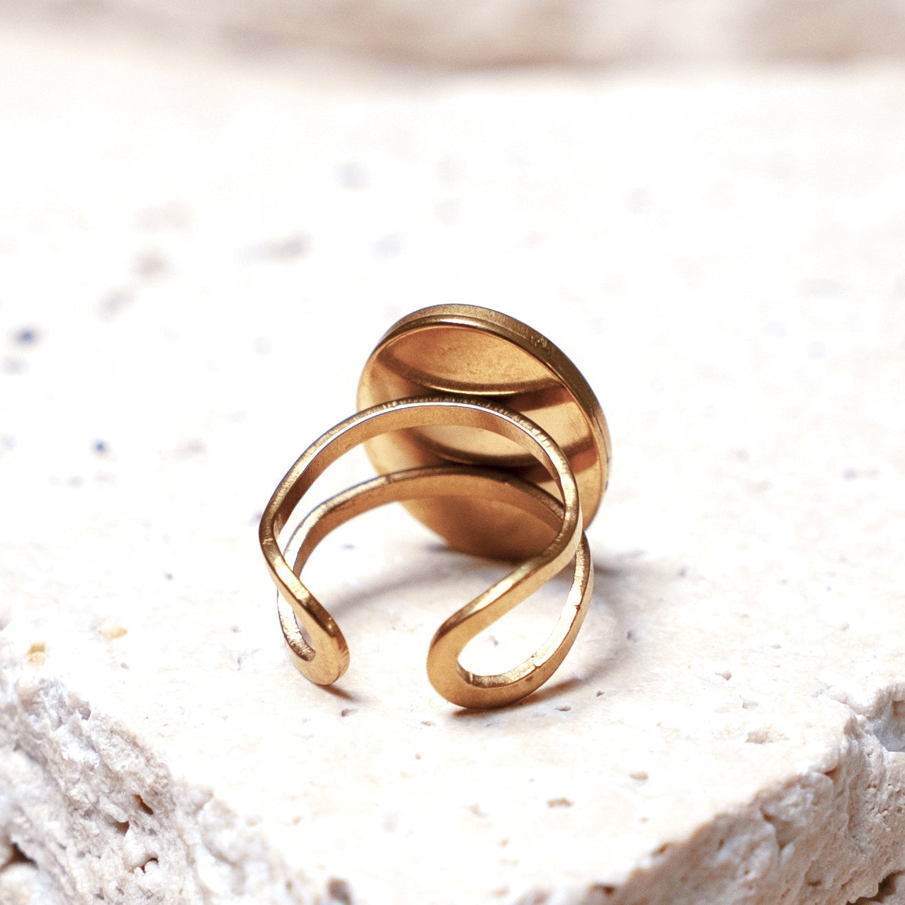 Impact Ring — Gold Oval