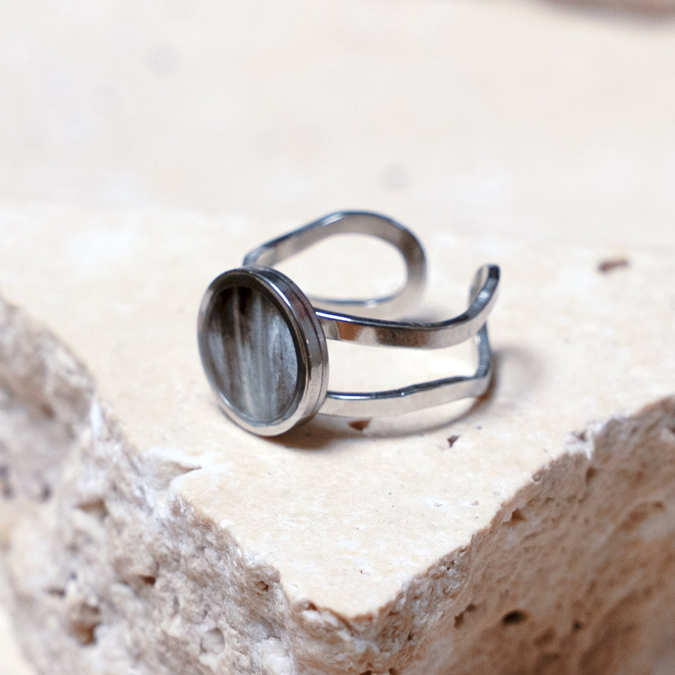 Venom Light Ring — Stainless Steel Circle, 10mm