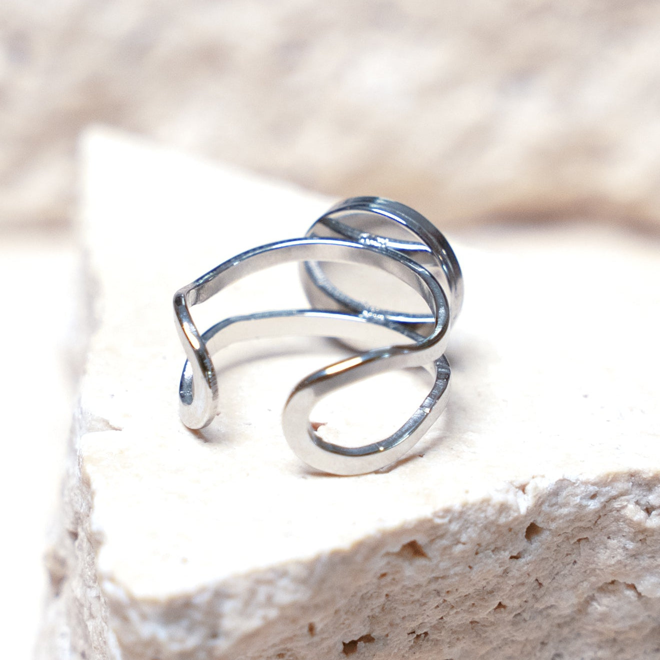 Venom Dark Ring — Stainless Steel Circle, 10mm