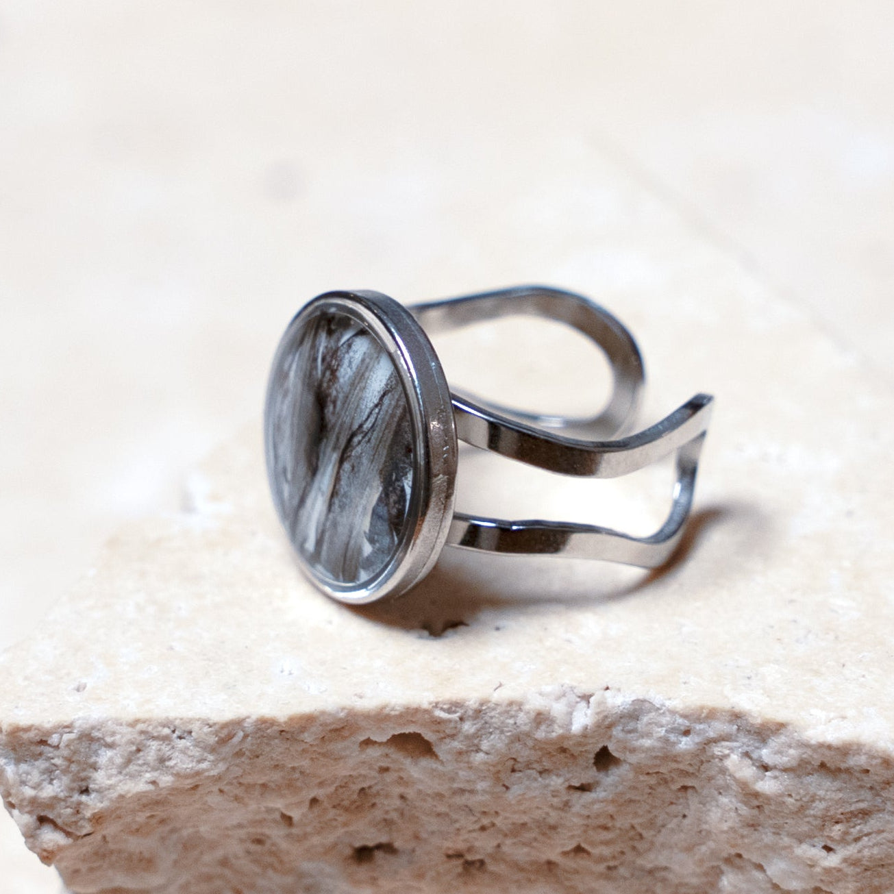 Venom Light Ring — Stainless Steel Circle, 14mm