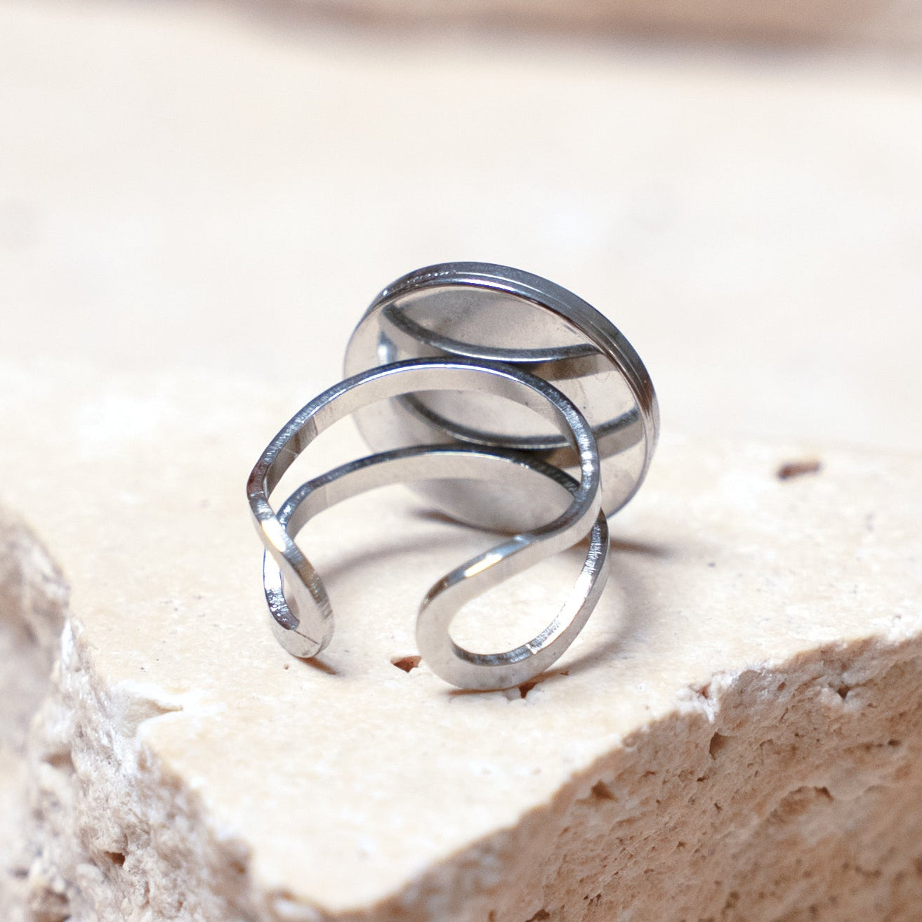 Venom Dark Ring — Stainless Steel Circle, 16mm