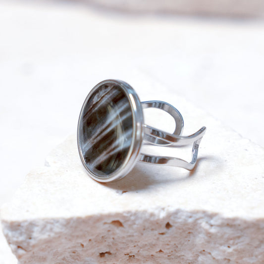 Venom Dark Ring — Stainless Steel Circle, 18mm