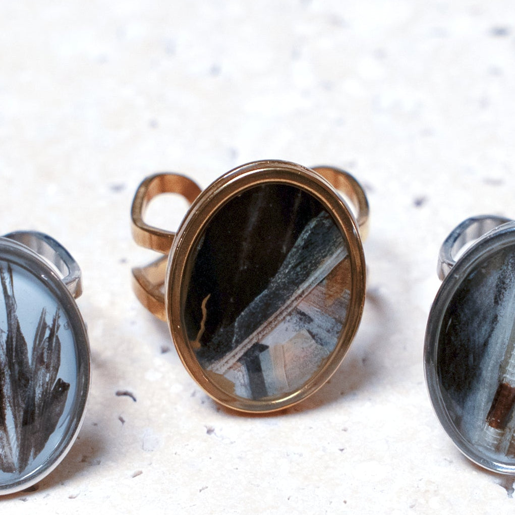 Composition Ring — Gold Oval